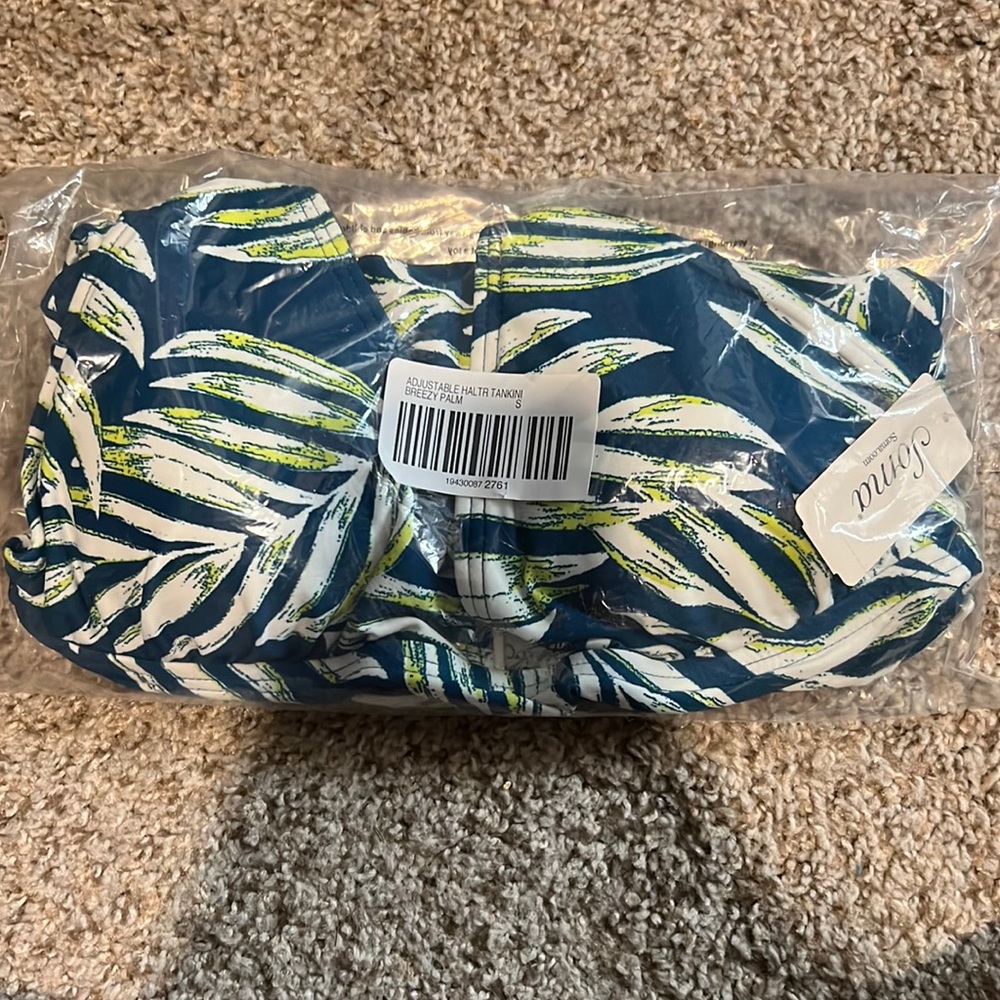 Breezy palm